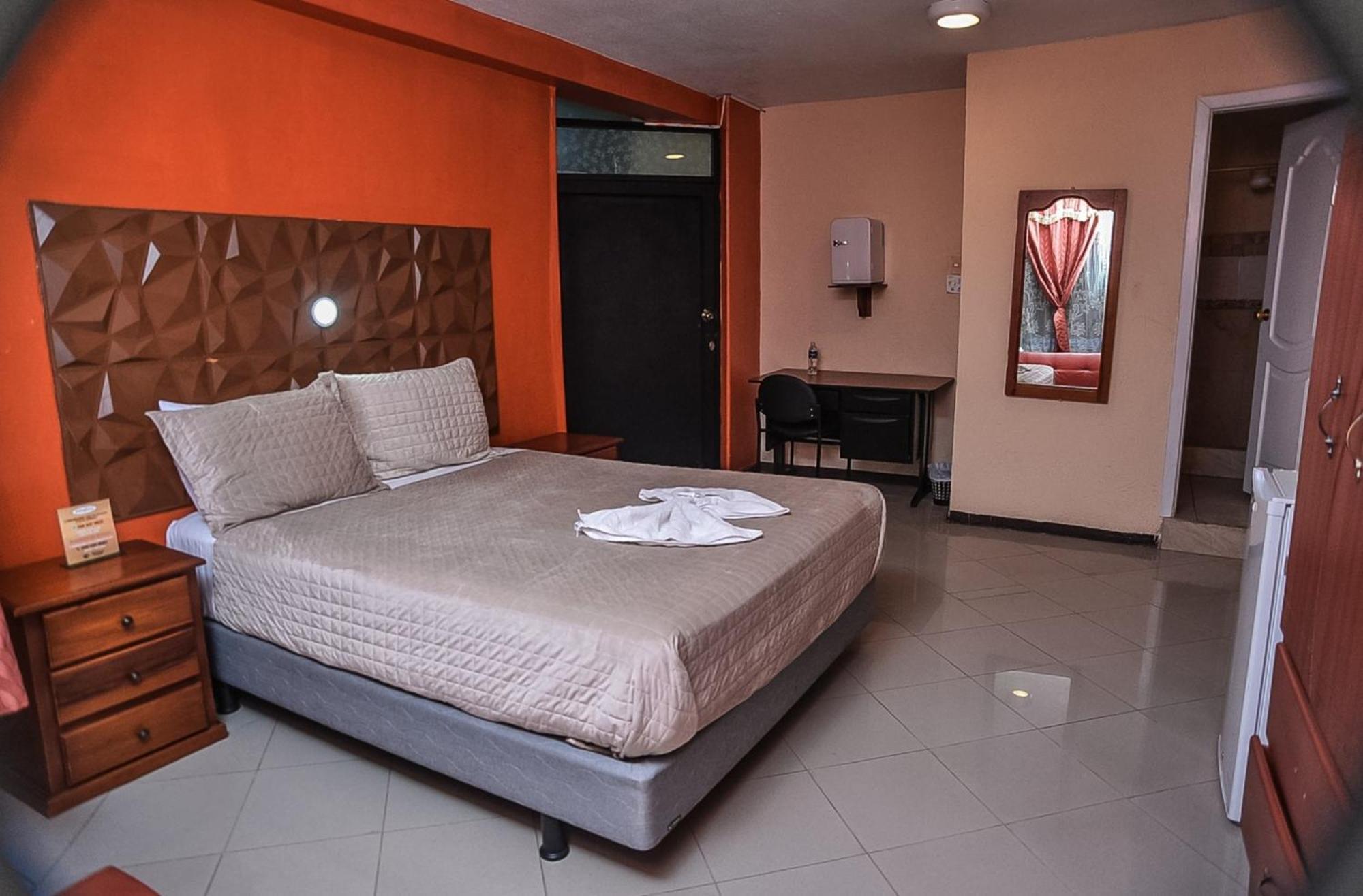 Hotel Miraflores Ibarra Exterior foto